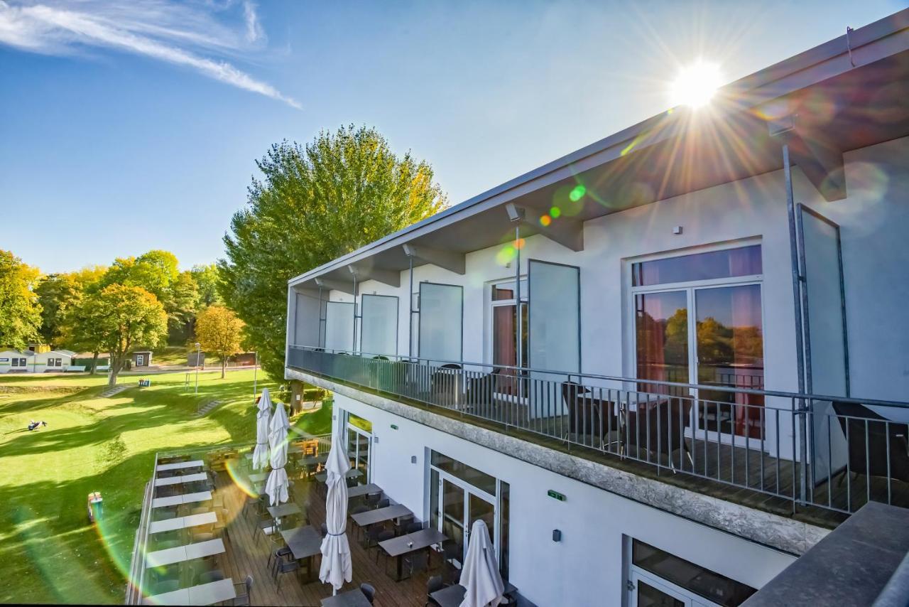 Neufeldersee Hotel & Restaurant Neufeld an der Leitha ภายนอก รูปภาพ