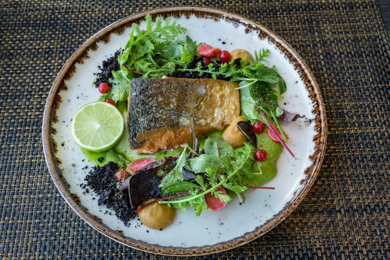 Neufeldersee Hotel & Restaurant Neufeld an der Leitha ภายนอก รูปภาพ